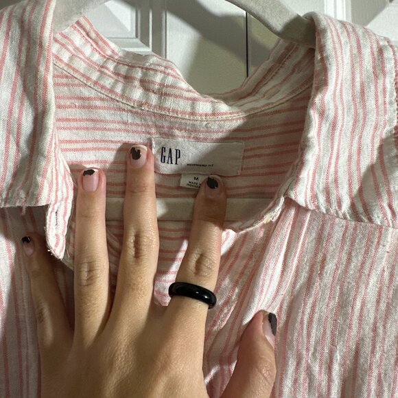 Gap Seersucker LS, Light Pink/White Stripes, Size M - Picture 6 of 7